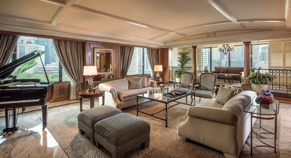 فندق بينينسيولا مانيلا ماكاتي المظهر الخارجي الصورة The living room of a Presidential Suite